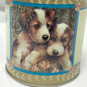 Giodarno Art Ltd - “Pets at Play” can for storage.